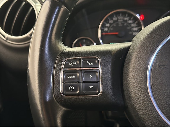 Jeep Wrangler Unlimited 25 of 28