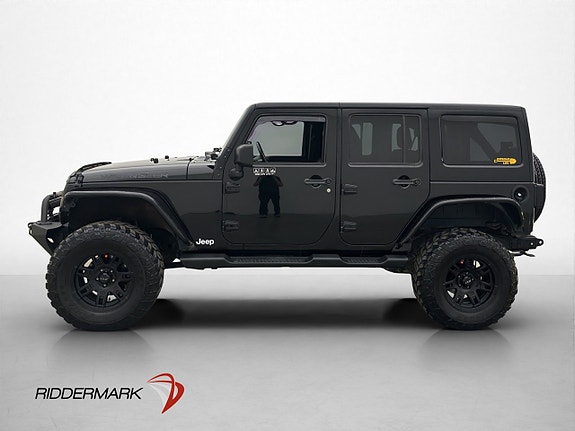 Jeep Wrangler Unlimited 5 of 28