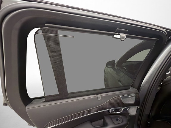 Volvo XC90 15 of 30