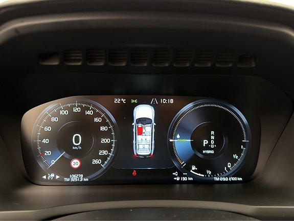 Volvo XC90 19 of 30