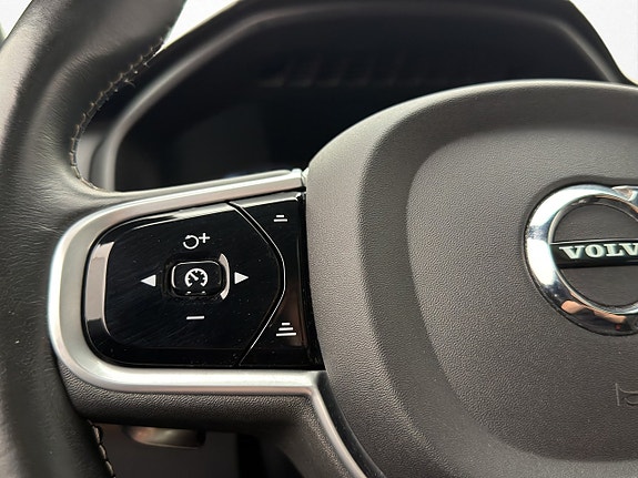 Volvo XC90 29 of 30