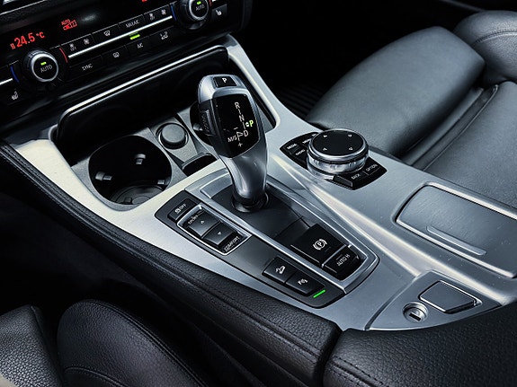 BMW 520d 5 of 16