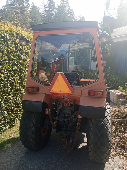 Kubota L245DT 3 of 6