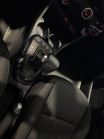 Kia Picanto 14 of 17