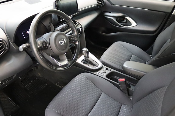 Toyota Yaris Cross 10 of 18