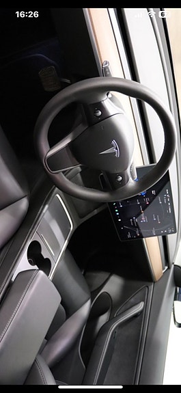 Tesla Model 3 3 of 5