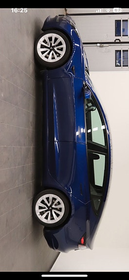 Tesla Model 3 2 of 5