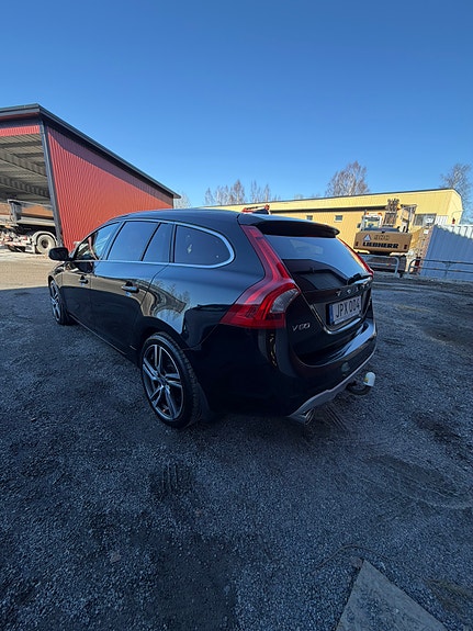 Volvo V60 8 of 9