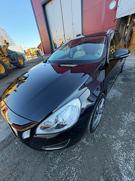 Volvo V60 6 of 9
