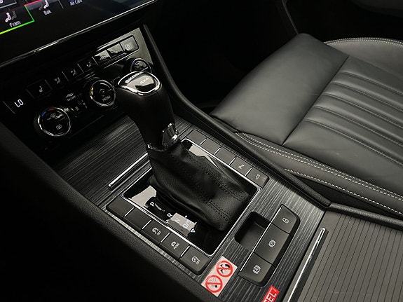 Skoda Superb 21 of 30