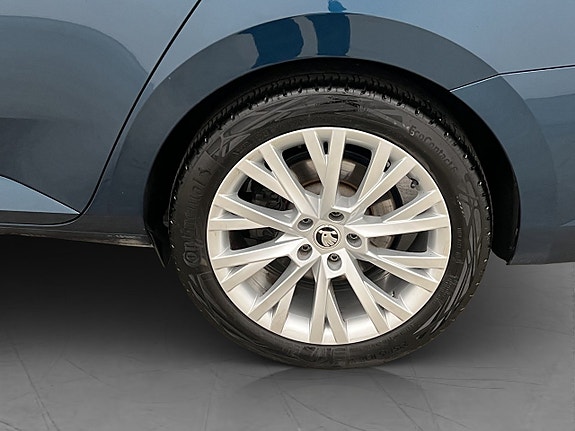 Skoda Superb 28 of 30