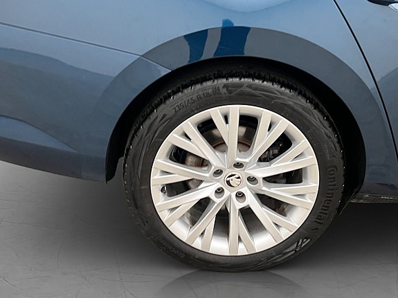 Skoda Superb 29 of 30