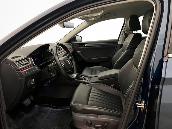 Skoda Superb 14 of 30