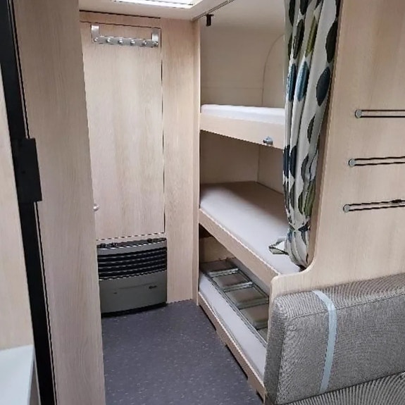 Adria Aviva 563PT 5 of 11