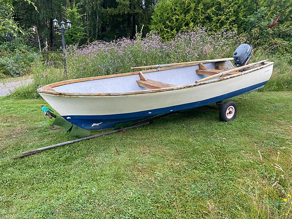 Cresent Monark med motor och kärra. 2 of 11