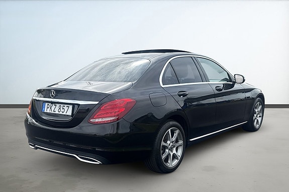 Mercedes-Benz C180 5 of 25