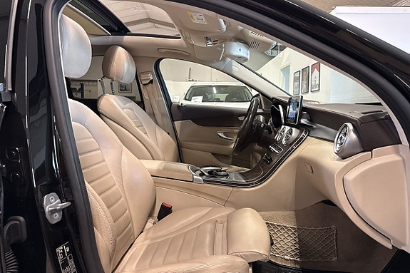 Mercedes-Benz C180 17 of 25