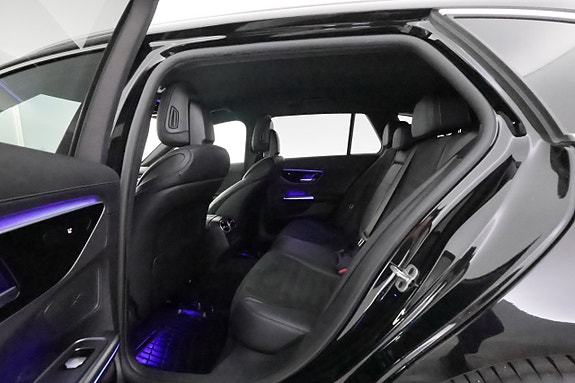 Mercedes-Benz C300 e 14 of 23