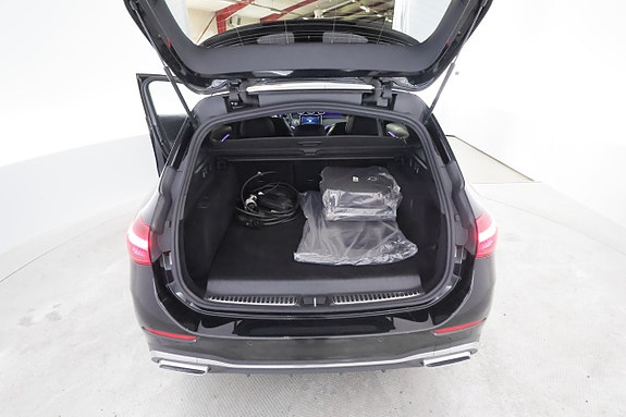 Mercedes-Benz C300 e 20 of 23