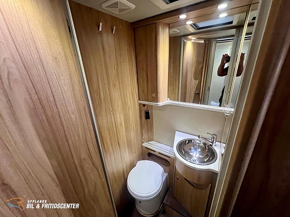 Hymer B 678 CL Ambition ALDE / Automat/ 4400kg 15 of 19