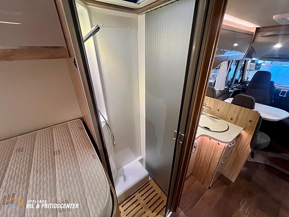 Hymer B 678 CL Ambition ALDE / Automat/ 4400kg 14 of 19