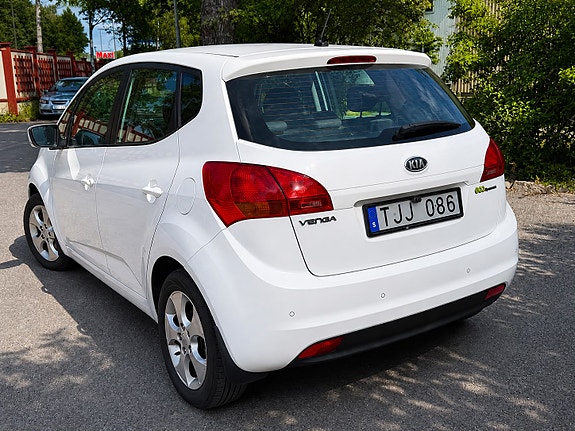 Kia Venga 4 of 6