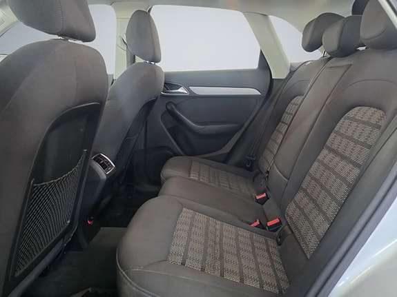 Audi Q3 12 of 16