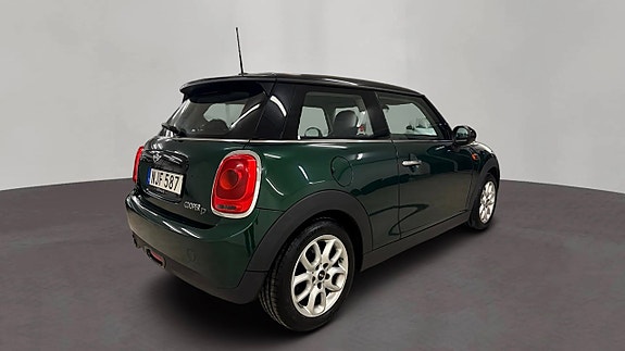 MINI Cooper 5 of 17