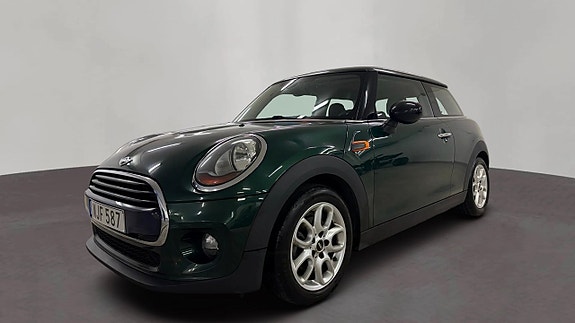 MINI Cooper 10 of 17