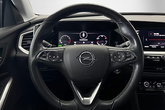 Opel Grandland 8 of 16