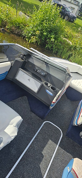 Bayliner 1950 2.3l 6 of 6