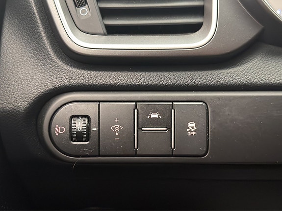 Kia Ceed 26 of 26