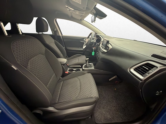 Kia Ceed 21 of 26