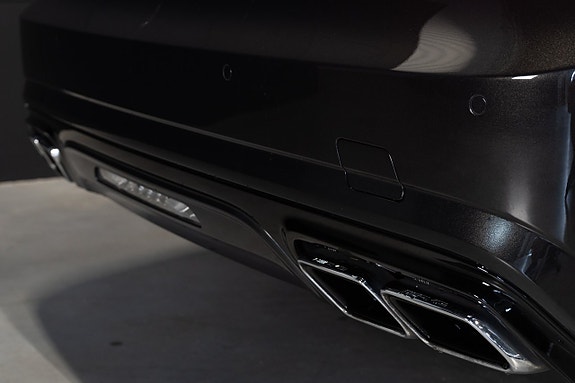 Mercedes-Benz SL63 27 of 30