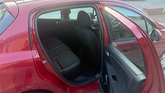 Peugeot 207 10 of 10