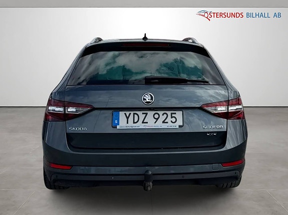 Skoda Superb 5 of 14