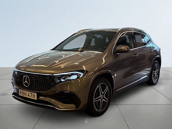 Mercedes-Benz EQA250+ 16 of 24