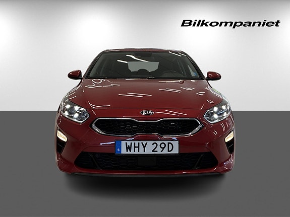 Kia Ceed 2 of 27