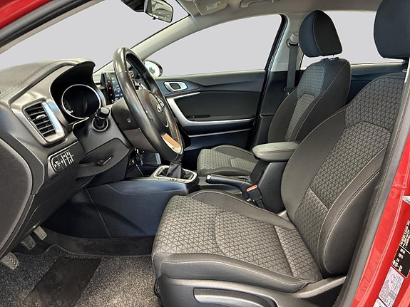 Kia Ceed 8 of 27