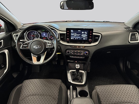 Kia Ceed 7 of 27