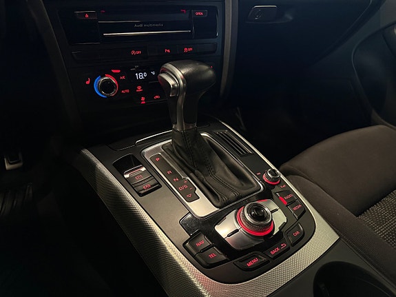 Audi A4 12 of 19