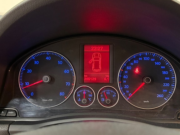Volkswagen Golf V 17 of 17