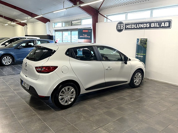 Renault Clio 9 of 19