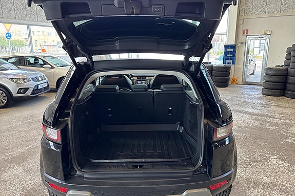 Land Rover Range Rover Evoque 18 of 20