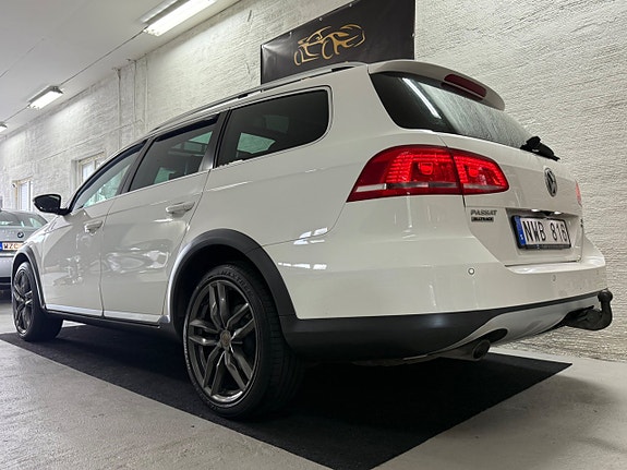 Volkswagen Passat Alltrack 8 of 20