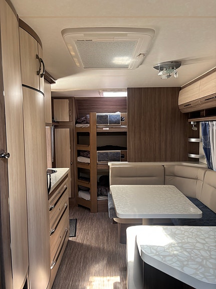 Hobby 560 Kmfe De Luxe Barnkammare x3 3 of 4