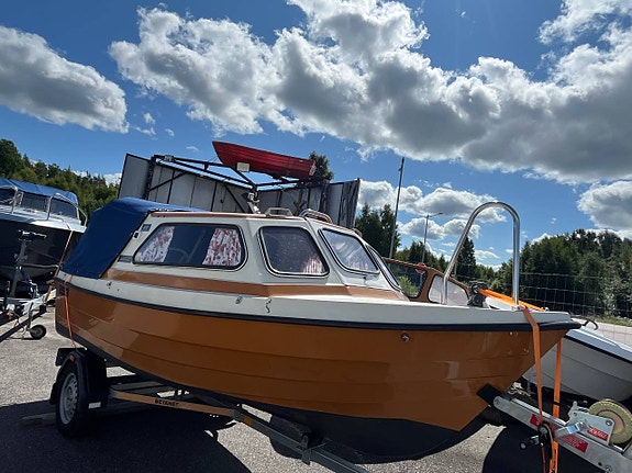 Crescent 418 HT 2 of 8