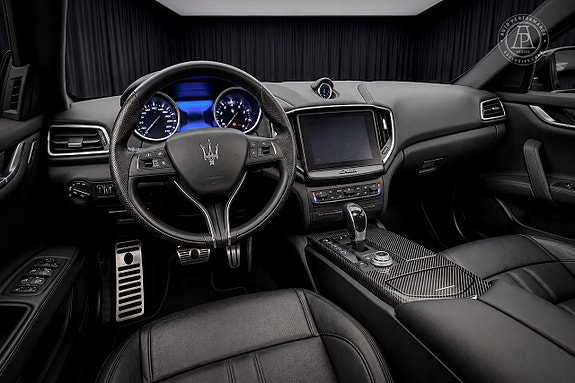 Maserati Ghibli 7 of 9