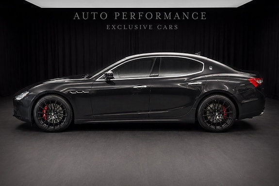 Maserati Ghibli 2 of 9