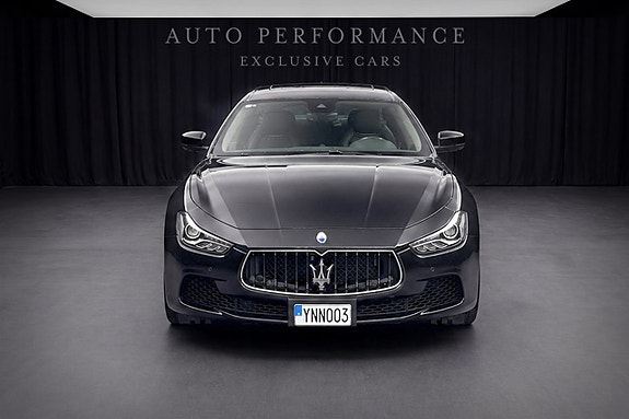 Maserati Ghibli 4 of 9